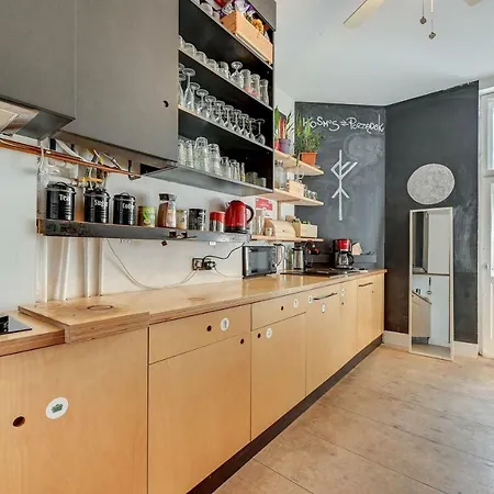 Apartment Artstay *